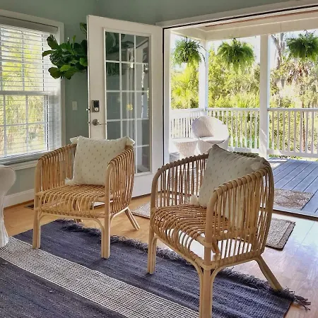 Large Home W Spa Midway To Savannah & Tybee Island! Dog Friendly Venue